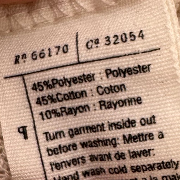 Pilcro and the letterpress tshirt floral design on shoulders distressed collar - Picture 9 of 9